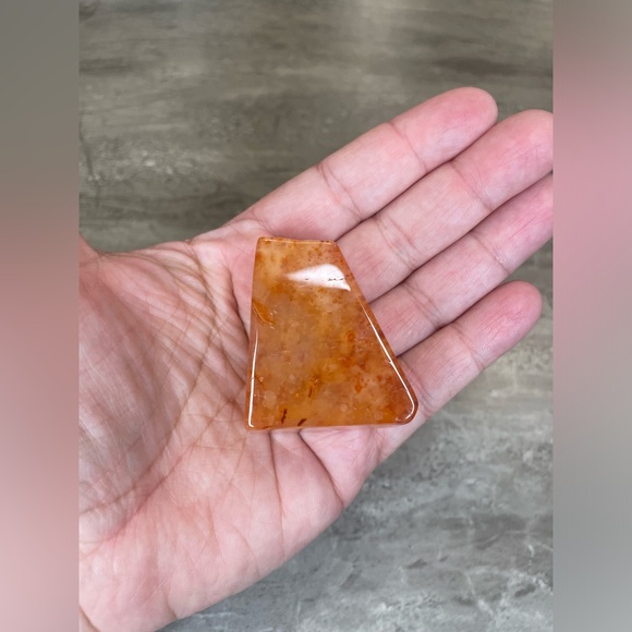 Carnelian Freeform Crystal - Picture 4 of 4